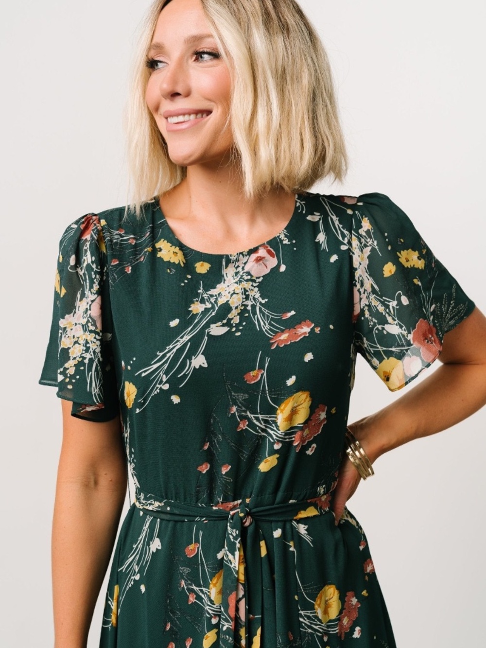 Baltic Born Naomi Short Sleeve Maxi Dress | Dark Green Floral Size 1XL1XL - Picture 3 of 5
